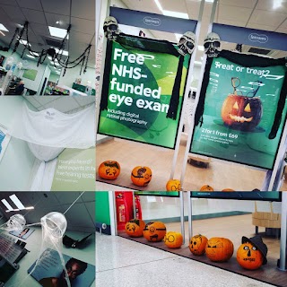 Specsavers Opticians and Audiologists - Straiton Sainsbury's