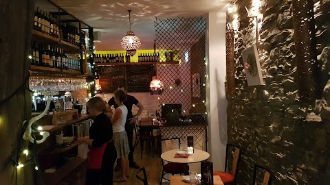 Las Radas Tapas and Wine Bar