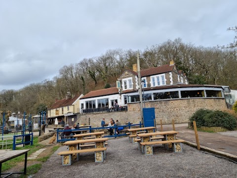 Chequers Inn, Hanham