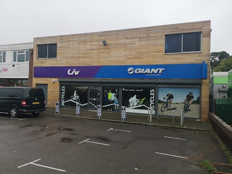 Giant Store Southampton