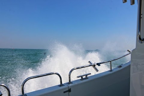 DOINTHEDO CHARTER BOAT HIRE (Charter Fishing - Private Hire)