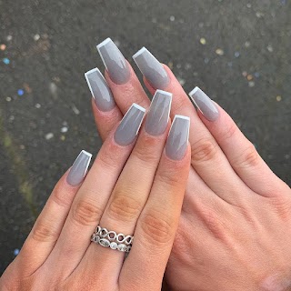 Perfect 10 Nails