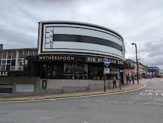 The Sir Norman Rae - JD Wetherspoon