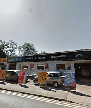 Halfords Autocentre Farnborough