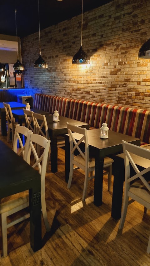 Demi’s Nigerian Restaurant & Bar - Cricklewood