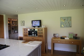 Barratt & Swann Bespoke Kitchens & Bedrooms