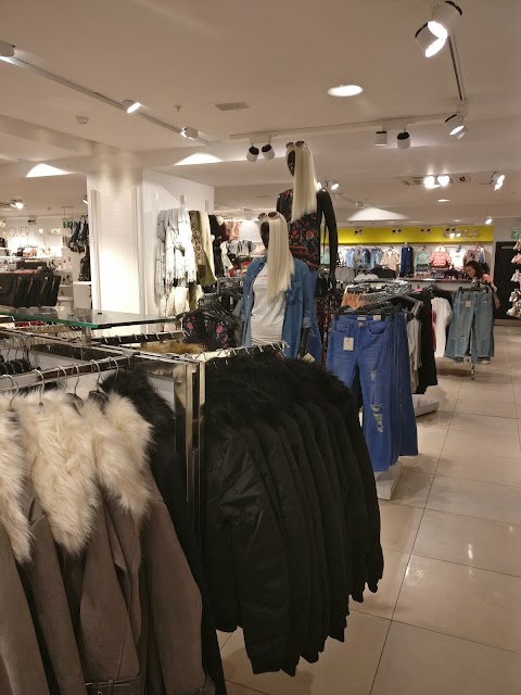 River Island