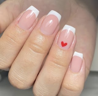 Lucky Nails & Beauty