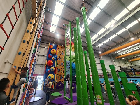 Jump In Trampoline Parks: Enfield