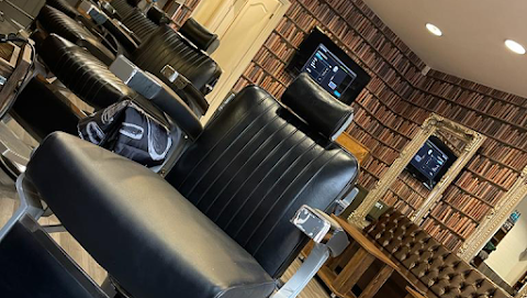 THE FİNE LİNE BARBERS watford