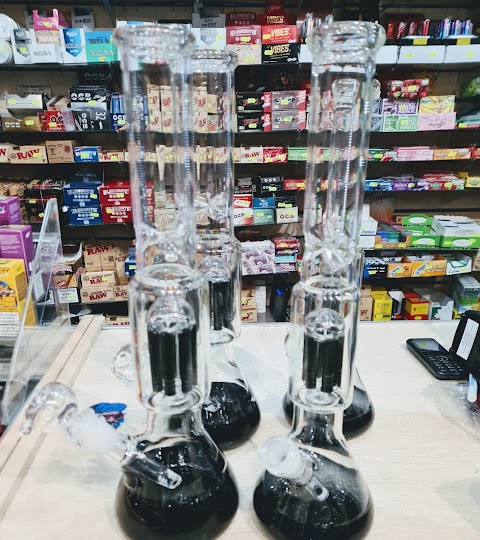 Eye Cloud vape and shisha Grinder Bong gift shop