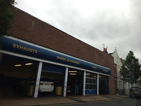 Kwik Fit - London - Fulham