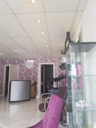 Zoe Hair & Beauty Salon