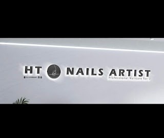 HT Nails Artist