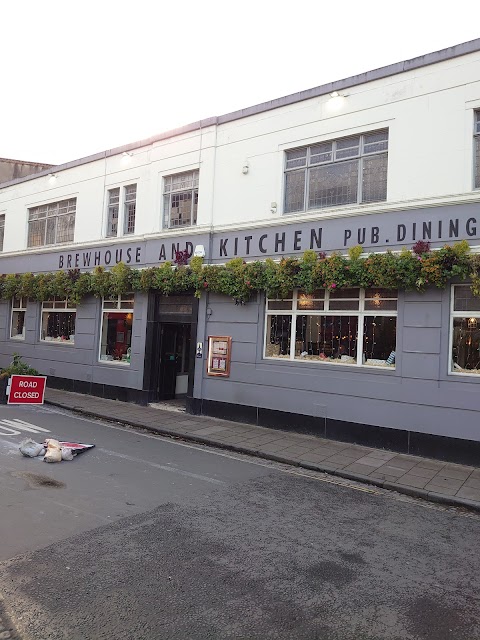 Brewhouse & Kitchen - Bristol