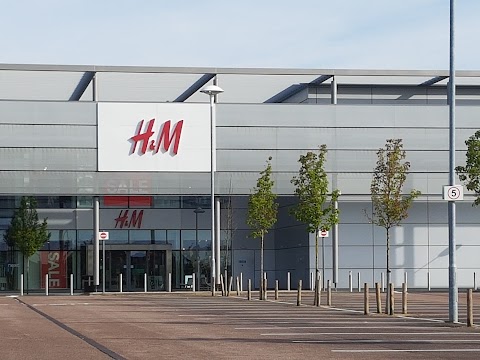 H&M