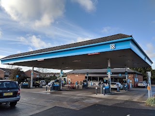 Co-op Food - Petrol Pangbourne