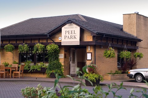 Premier Inn Glasgow East Kilbride (Peel Park) hotel