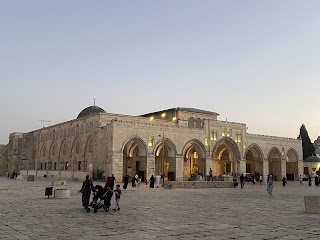 Gatwick Hajj & Umrah