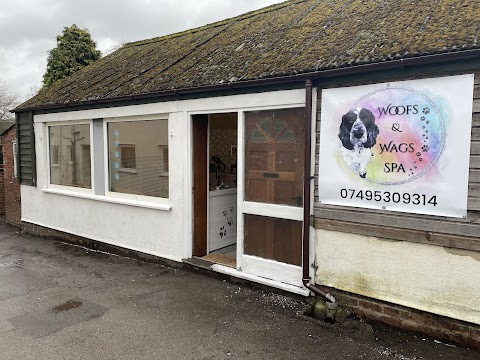 Woofs & wags spa