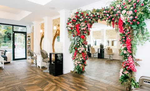 La Bella Vita Hair and Beauty