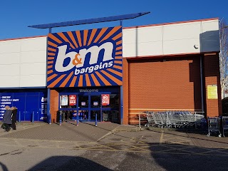 B&M Store