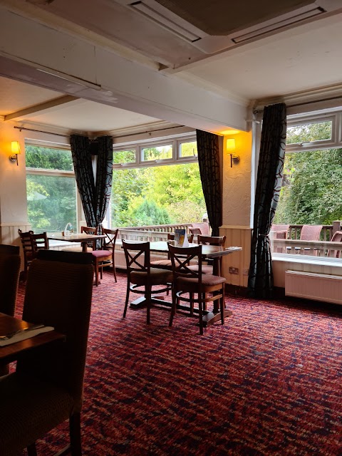 Stanhope Arms Table Table