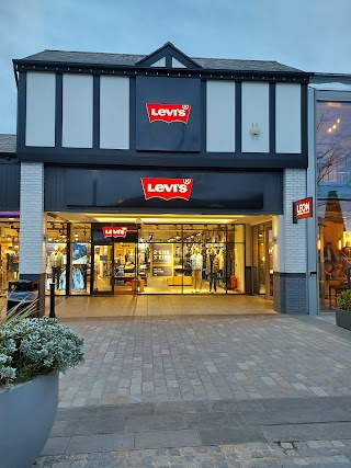 Levi's® Factory Outlet Chester Cheshire Oaks