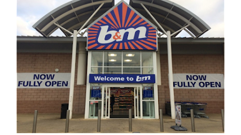 B&M Store