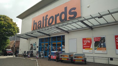 Halfords - Isle of Wight (Newport)