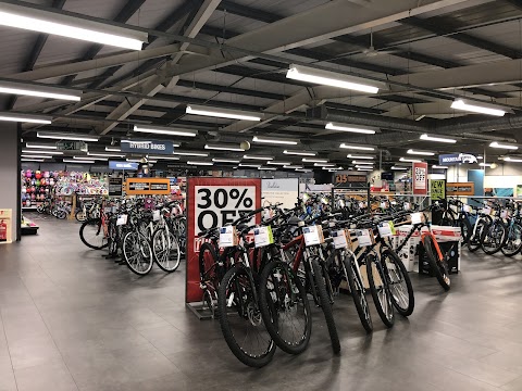 Halfords - Kirkcaldy