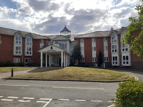 Arden Hotel & Leisure Club