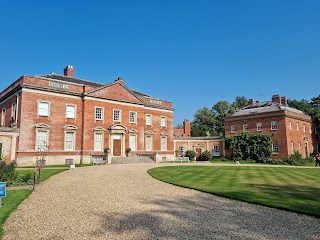 Kelmarsh Hall and Gardens