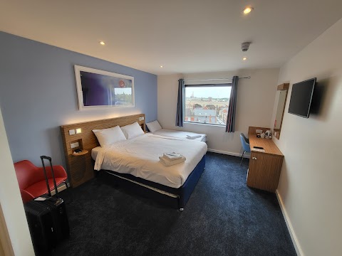 Travelodge Mansfield Town Centre