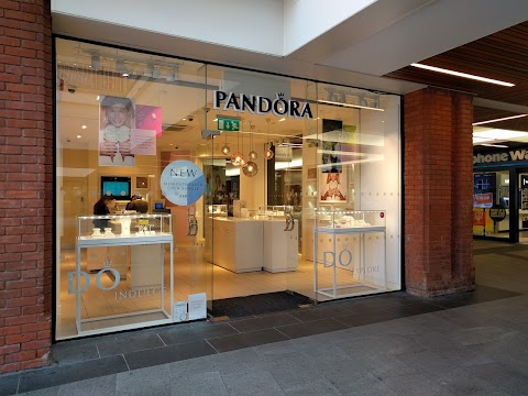 Pandora Ealing