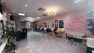 Niketa Hair Lounge