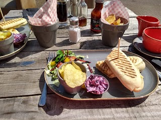 The Old Butchers Cafe & Bistro Fishlake at The Hare & Hounds Pub