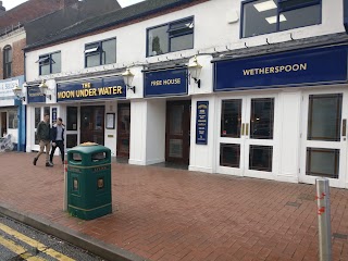 The Moon Under Water - JD Wetherspoon