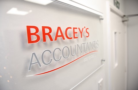 Bracey's Accountants