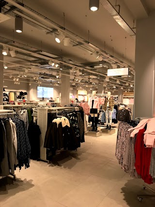 H&M