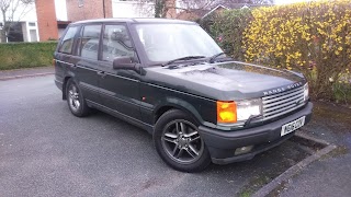 London Road Range Rover