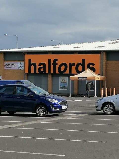 Halfords - Bangor