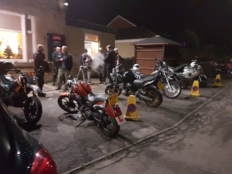 Travellers bike night