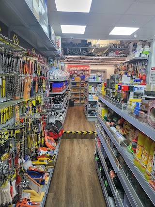 Stroud Green hardware