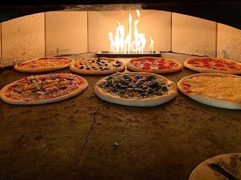 Fireaway Designer Pizza