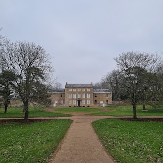 Great Linford Manor Park (The Parks Trust)