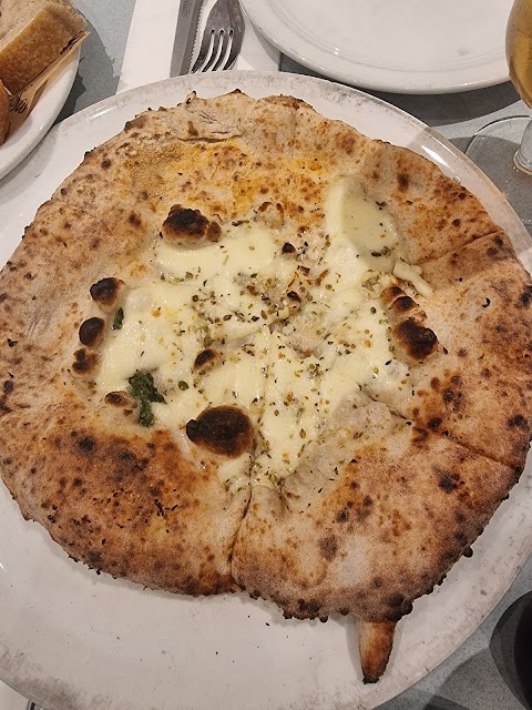 Santa Maria Pizzeria Fitzrovia