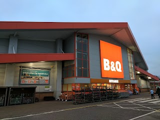 B&Q Bury