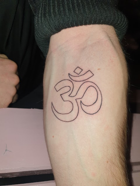 Supreme Karma Tattoo and Piercing - Camden