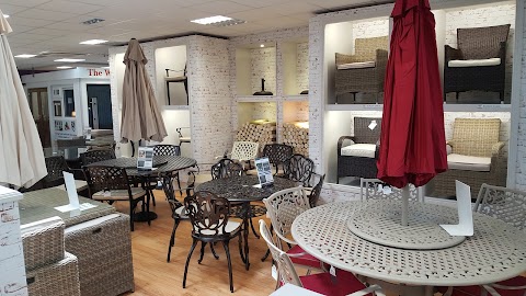 RW Garden Furniture Gallery Bray